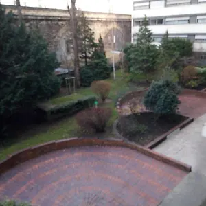 https://porte-de-versailles-75015.fr-paris.fr