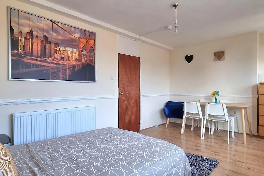 Large Duplex In Bermondsey Apartment London United Kingdom